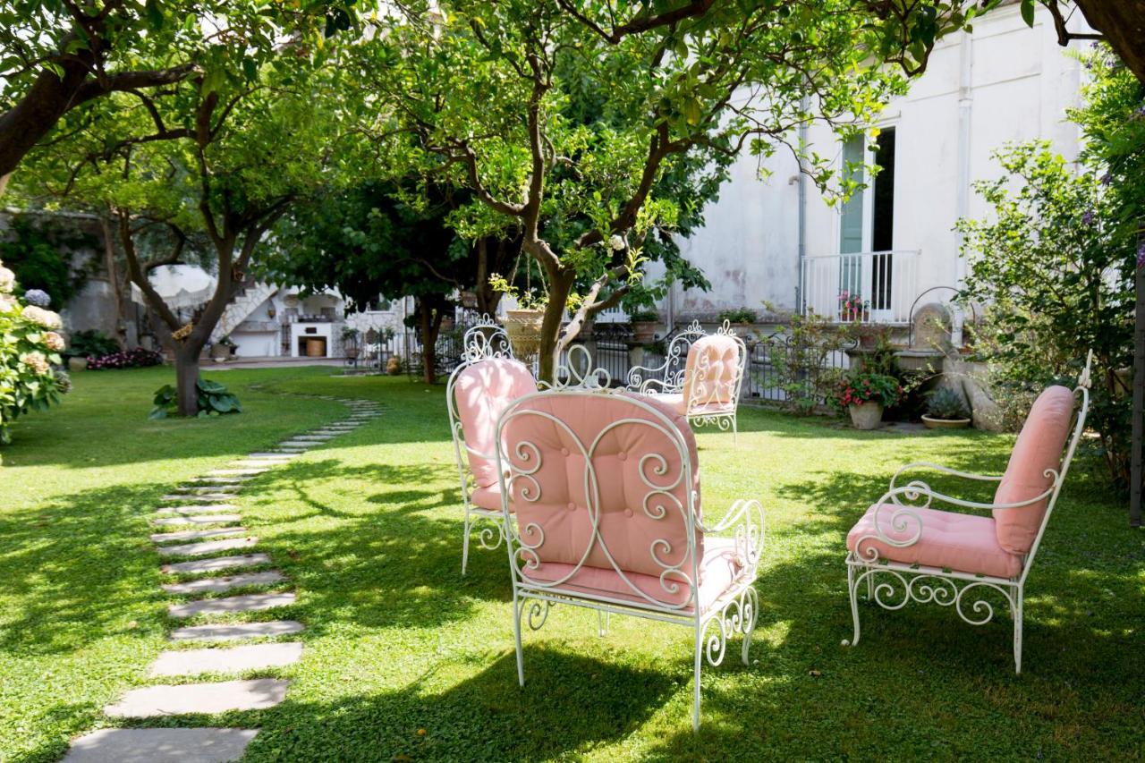 Palazzo Cacace Relais Hotel Meta Exterior photo